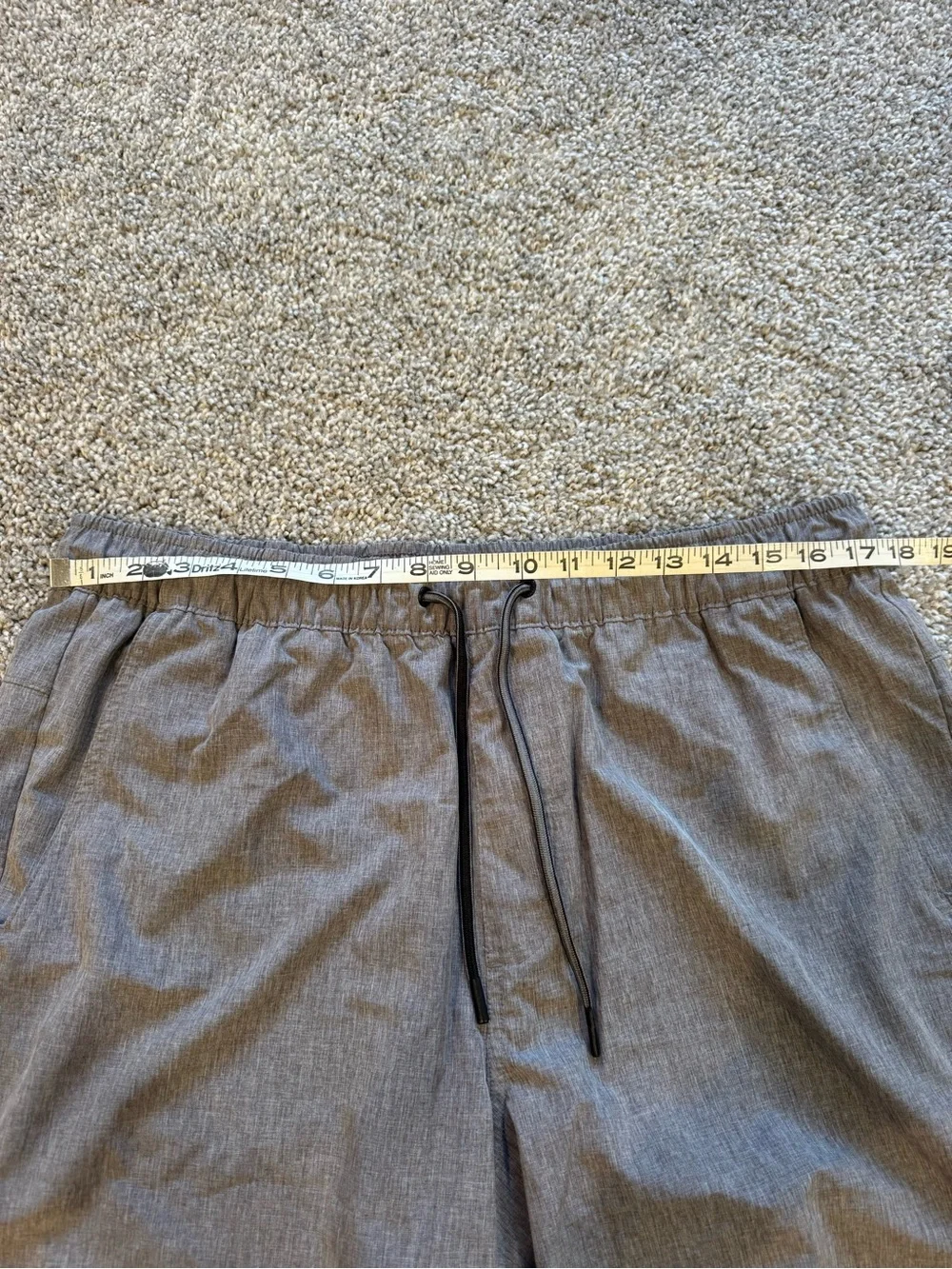 Eddie Bauer Men’s Gray Brown Athletic Drawstring Shorts